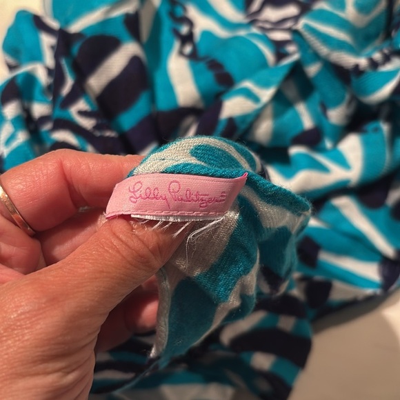 Lilly Pulitzer Turquoise Zebra Print Blanket Scarf - Picture 2 of 3